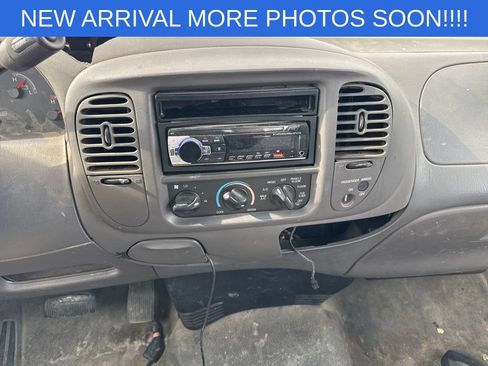 Used 2003 Ford F150 XL RWD image 16