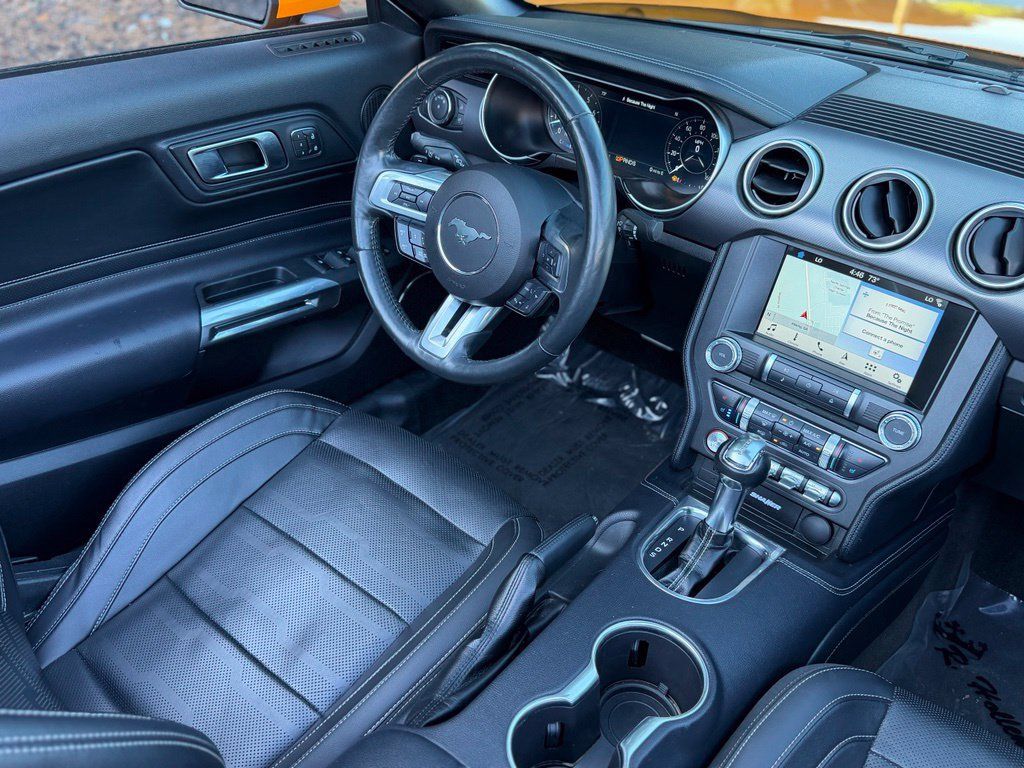 Used 2018 Ford Mustang GT Premium w/ Equipment Group 401A RWD image 39