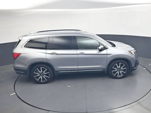 Certified 2019 Honda Pilot Touring image 25