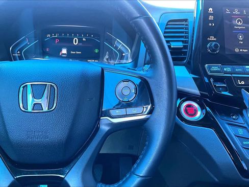 Used 2024 Honda Odyssey Touring image 25