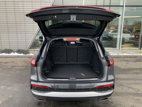 Certified 2025 Audi Q5 Premium Plus w/ Premium Plus image 19