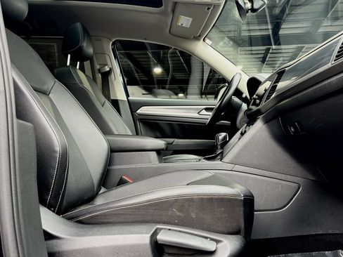 Used 2021 Volkswagen Atlas SE w/ Panoramic Sunroof Package image 20