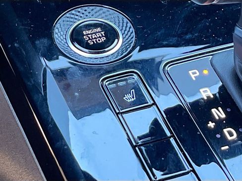 Certified 2023 Kia Niro EX Touring image 21