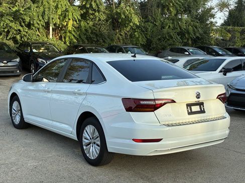 Used 2019 Volkswagen Jetta SE FWD image 9