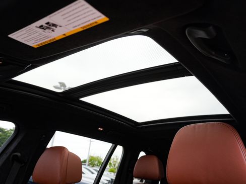 Used 2026 BMW X7 M60i w/ Executive Package AWD/4WD image 30