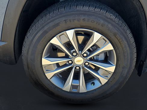 New 2026 Chevrolet Equinox LT w/ Convenience Package II image 10