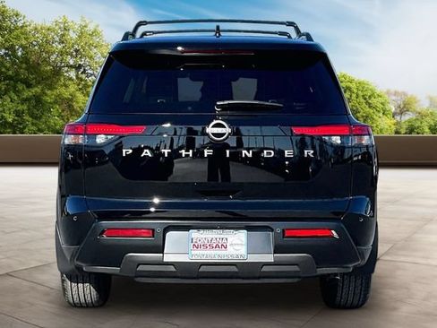New 2026 Nissan Pathfinder SV FWD image 4