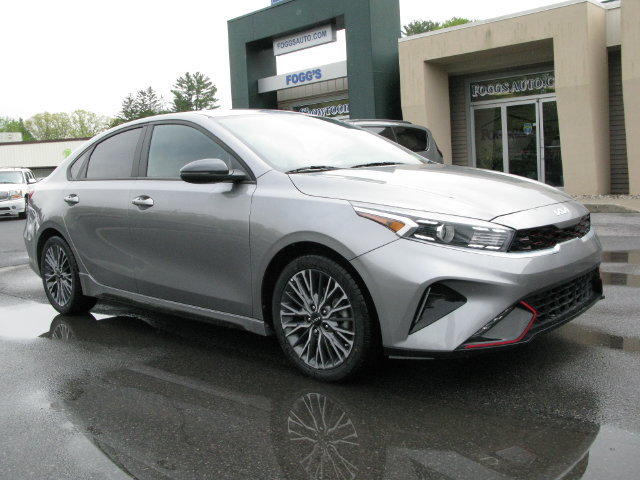 Used 2023 Kia Forte GT-Line FWD image 2