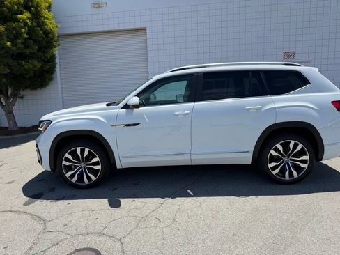 Used 2021 Volkswagen Atlas SEL R-Line AWD/4WD image 3