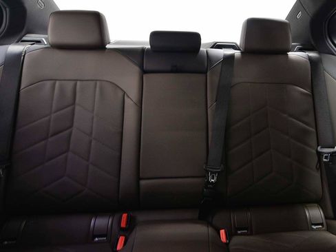 New 2026 BMW 530i image 9