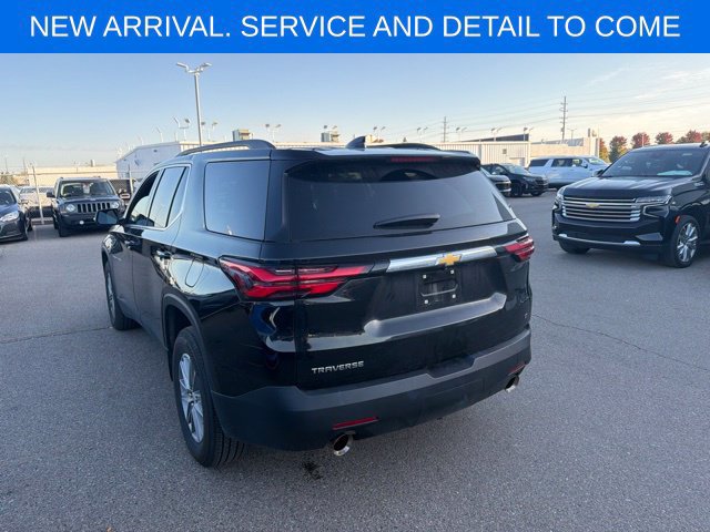 Used 2023 Chevrolet Traverse LT FWD image 11