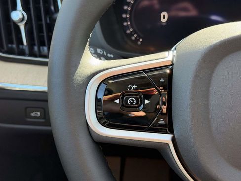 New 2026 Volvo XC60 B5 Plus w/ Protection Package Premier image 8