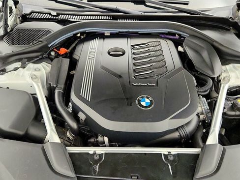 Used 2021 BMW 540i w/ Premium Package RWD image 27