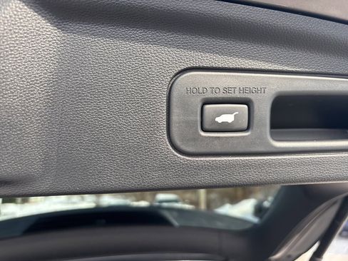 Used 2023 Acura MDX A-Spec image 6