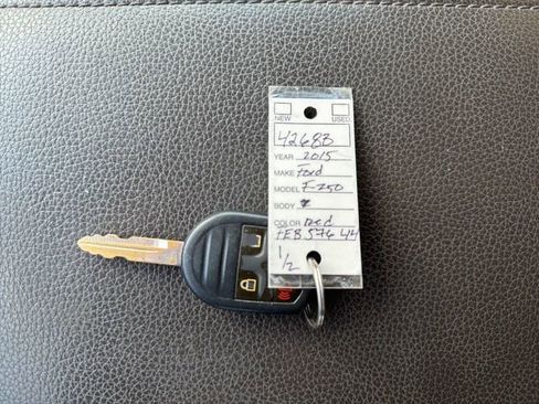 Used 2015 Ford F250 XLT w/ Camper Package image 17