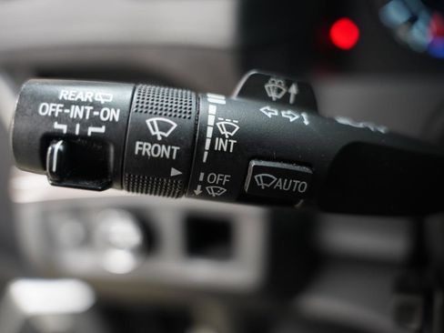 Used 2020 Cadillac Escalade Luxury image 14