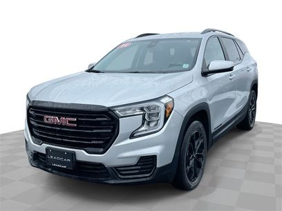 Used 2022 GMC Terrain SLE w/ Driver Convenience Package