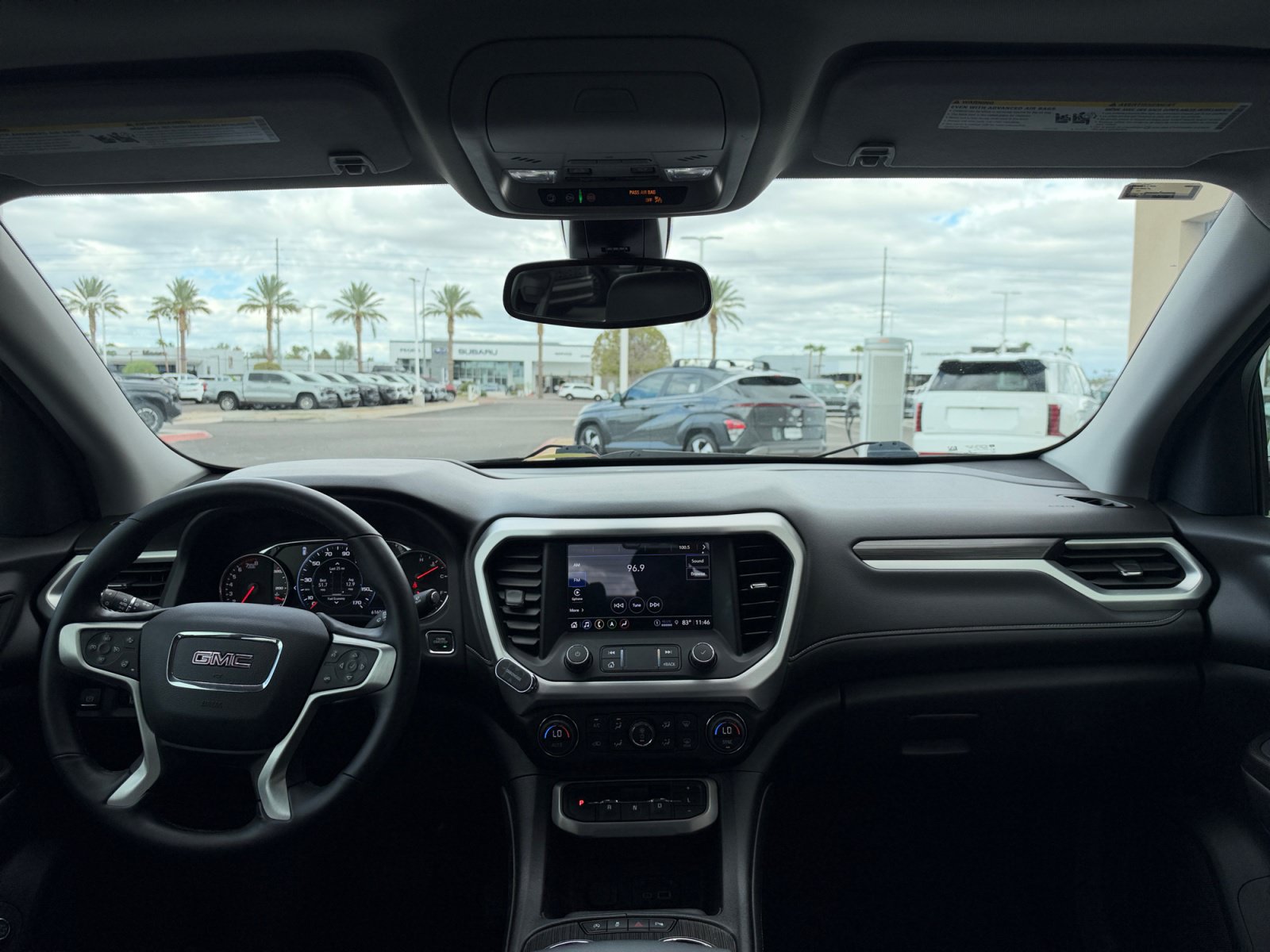 Used 2022 GMC Acadia SLT w/ Technology Package AWD/4WD image 20