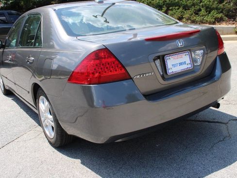 Used 2006 Honda Accord EX-L image 7