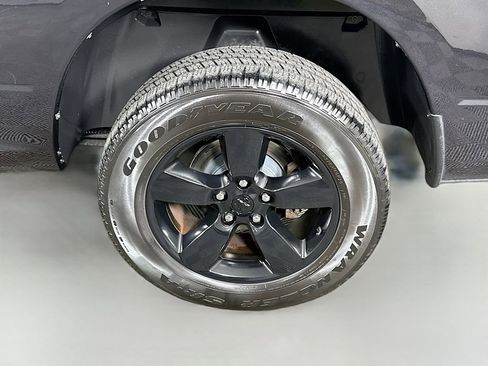 Used 2016 RAM 1500 Express w/ Black Ram 1500 Express Group image 31