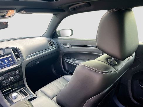 Used 2023 Chrysler 300 S image 25