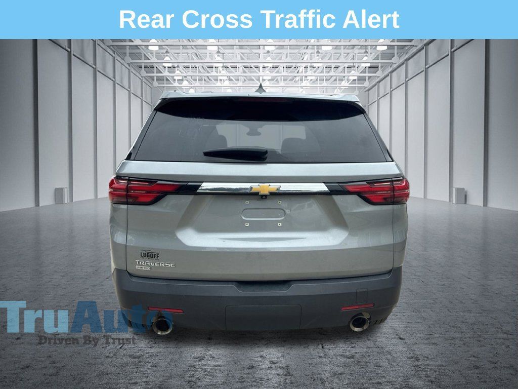 Used 2024 Chevrolet Traverse LS w/ Safety Package FWD image 7