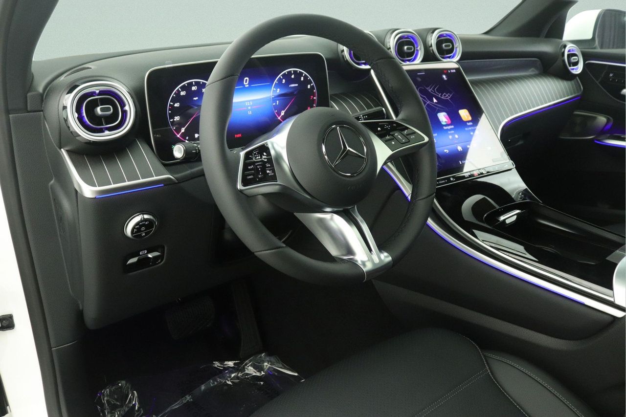 New 2027 Mercedes-Benz GLC 300 image 4