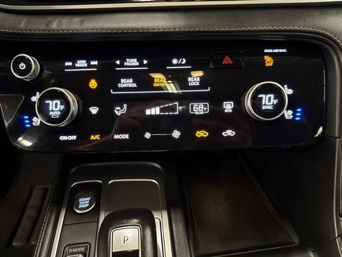 Used 2024 INFINITI QX60 Luxe AWD/4WD image 16