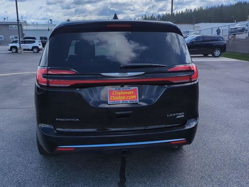 New 2026 Chrysler Pacifica Limited AWD/4WD image 5
