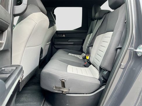 Used 2024 Toyota Tacoma TRD Sport image 22