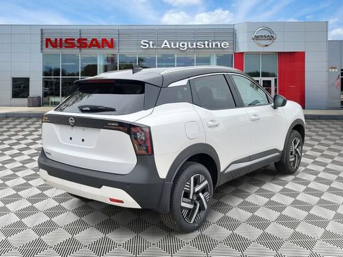 New 2026 Nissan Kicks SV FWD image 2