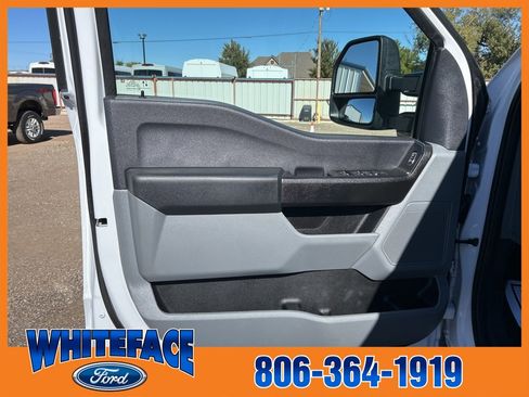 Used 2024 Ford F350 XL w/ XL Chrome Package image 12