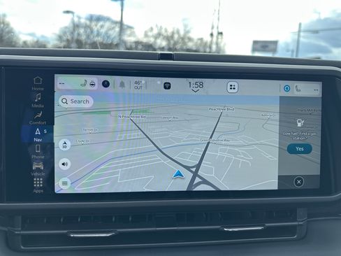 Used 2025 Jeep Wrangler Unlimited Rubicon w/ Technology Group image 34