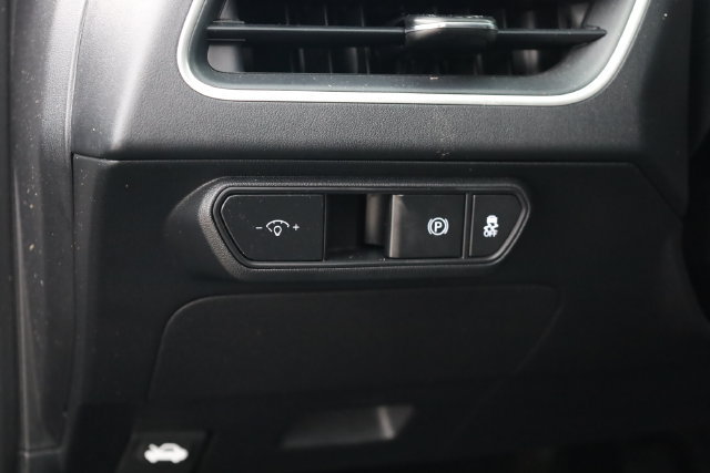 Used 2025 Kia K4 FWD image 14