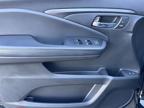 Used 2022 Honda Pilot EX-L image 24