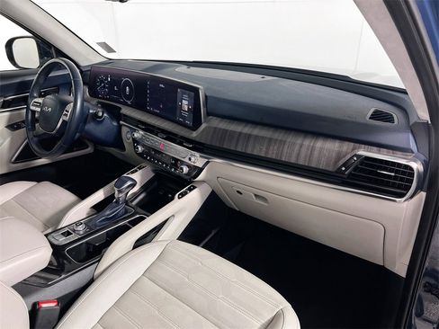 Certified 2023 Kia Telluride SX Prestige image 32