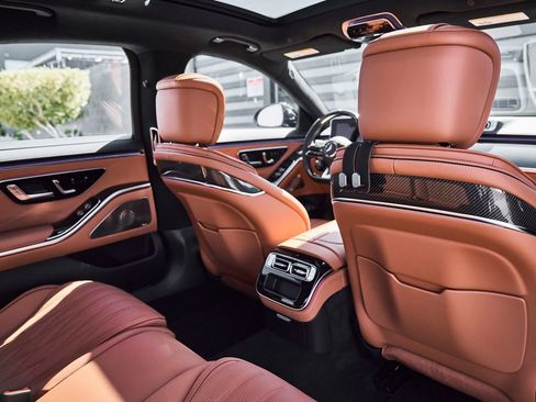 Used 2024 Mercedes-Benz S 63 AMG S image 40