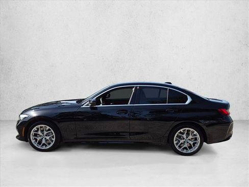 Used 2025 BMW 330i Sedan w/ M Sport Package RWD image 8