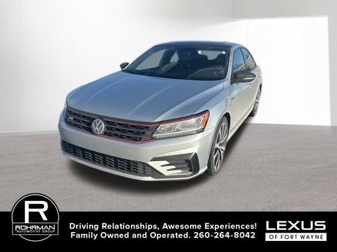 Used 2018 Volkswagen Passat 3.6 image 6