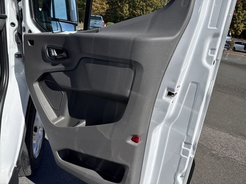 Used 2022 Ford Transit 350 XLT image 30