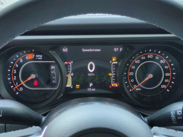 New 2026 Jeep Wrangler Unlimited Sahara w/ Technology Group AWD/4WD image 27