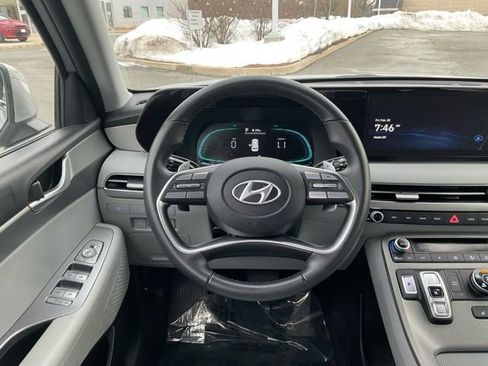 Used 2024 Hyundai Palisade SEL AWD/4WD image 18