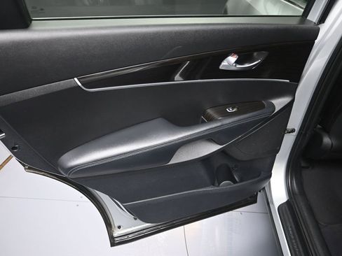 Used 2020 Kia Sorento LX w/ LX I4 Convenience Package image 27