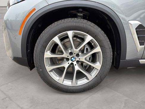 New 2026 BMW X5 xDrive40i AWD/4WD image 14