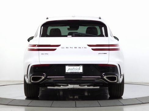 Used 2026 Genesis GV70 3.5T Sport Prestige image 7