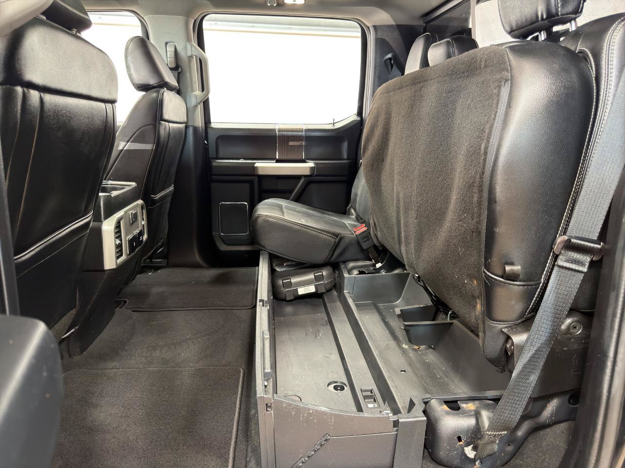 Used 2021 Ford F350 Lariat w/ Lariat Ultimate Package AWD/4WD image 25