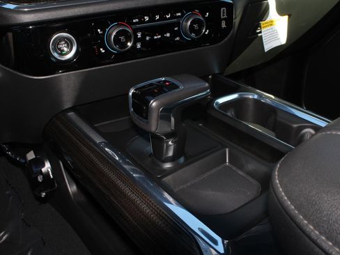 Used 2022 Chevrolet Silverado 1500 LT Trail Boss w/ Protection Package image 12