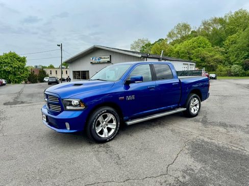Used 2014 RAM 1500 Sport w/ Convenience Group AWD/4WD image 2
