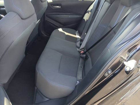 Used 2021 Toyota Corolla SE w/ SE Premium Package FWD image 23