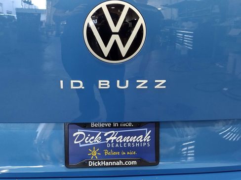 New 2025 Volkswagen ID. Buzz 1st Edition image 13